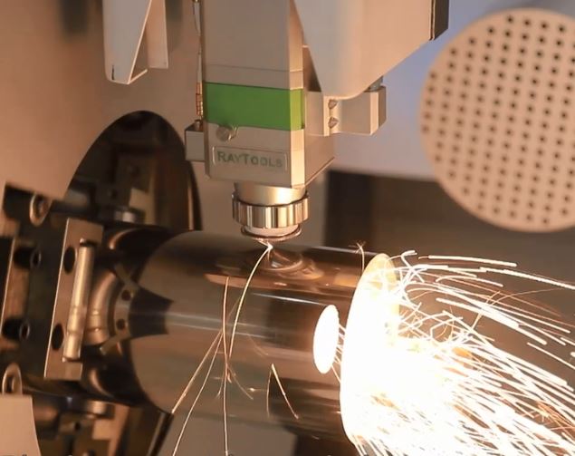 Laser cutting of aluminum round tube and profiles in our factory in Vietnam
